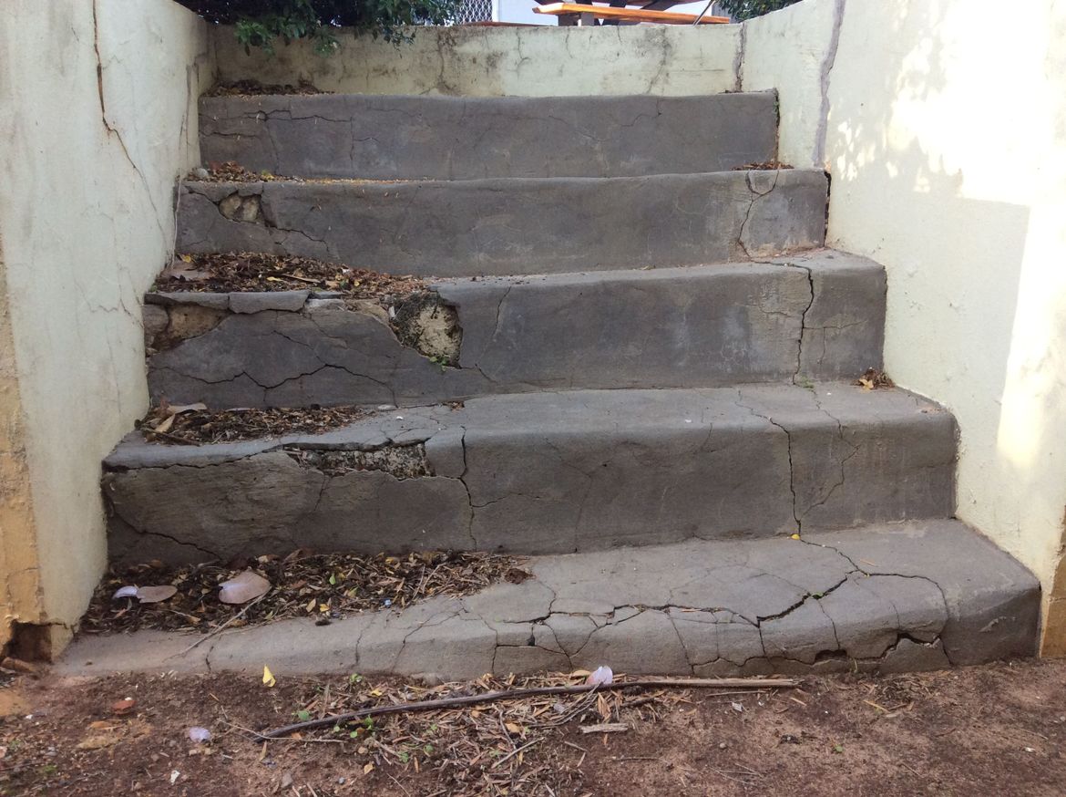 How repair concrete steps